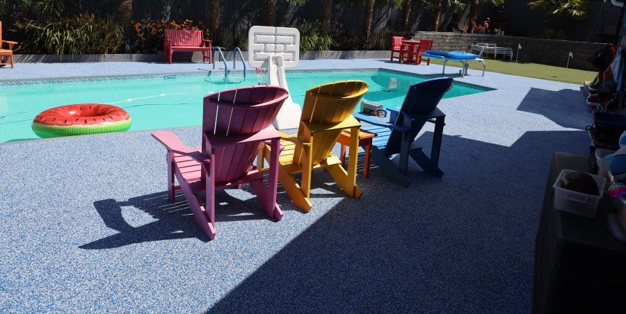 new-rubber-pool-deck